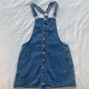 Vintage Forever 21 - Denim overall dress 👖